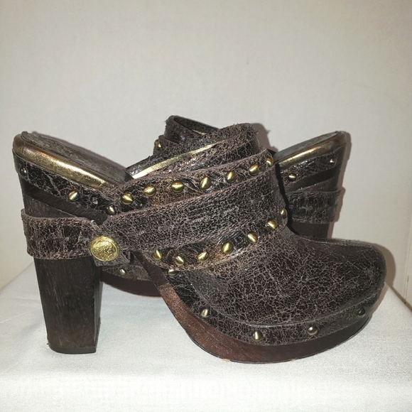 Vince Camuto Christies Dark Brown Platform Clogs - Picture 6 of 12
